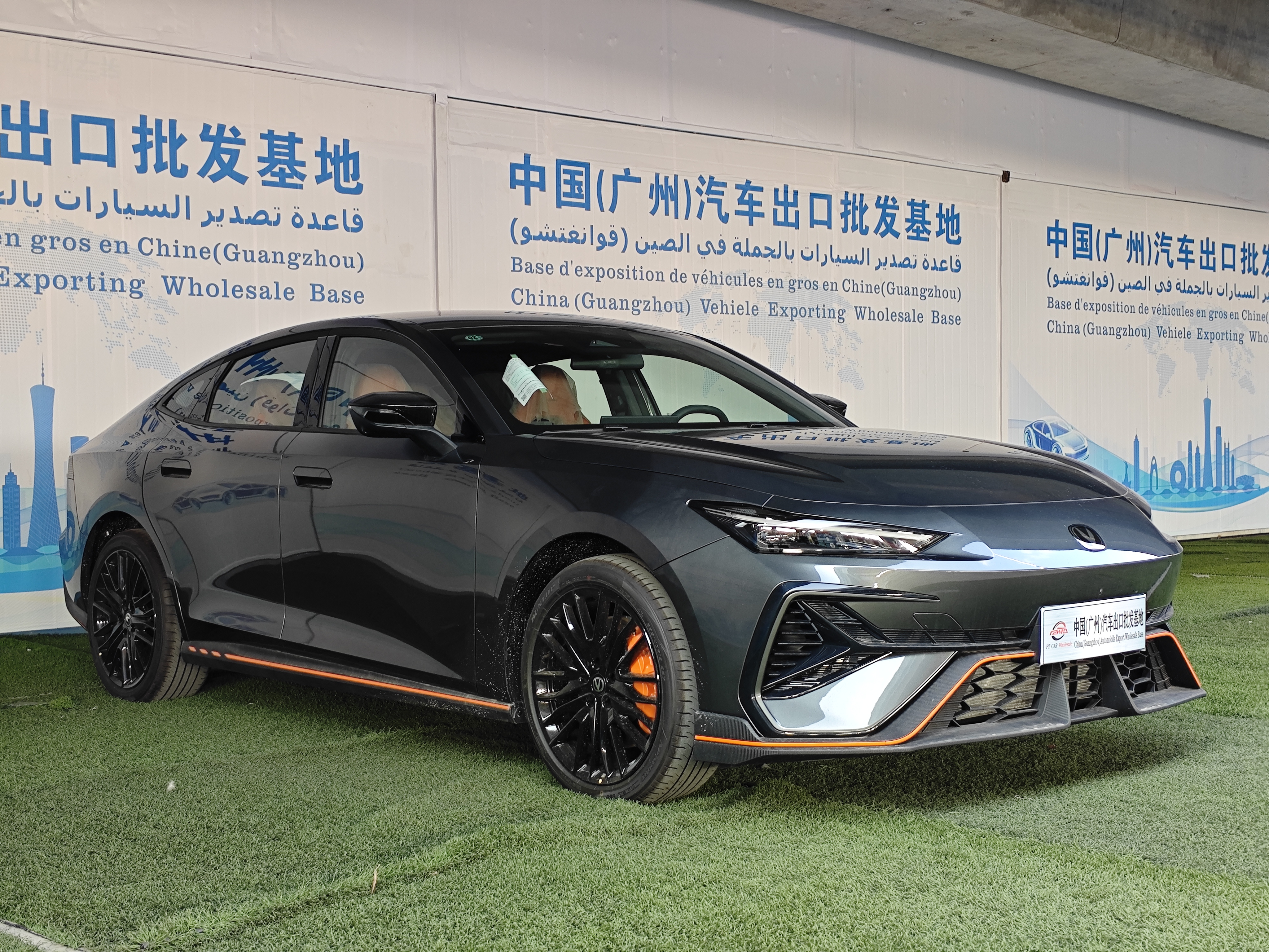 【新车】 Changan UNI-V 第三代 劲擎版+杜比音响 20km