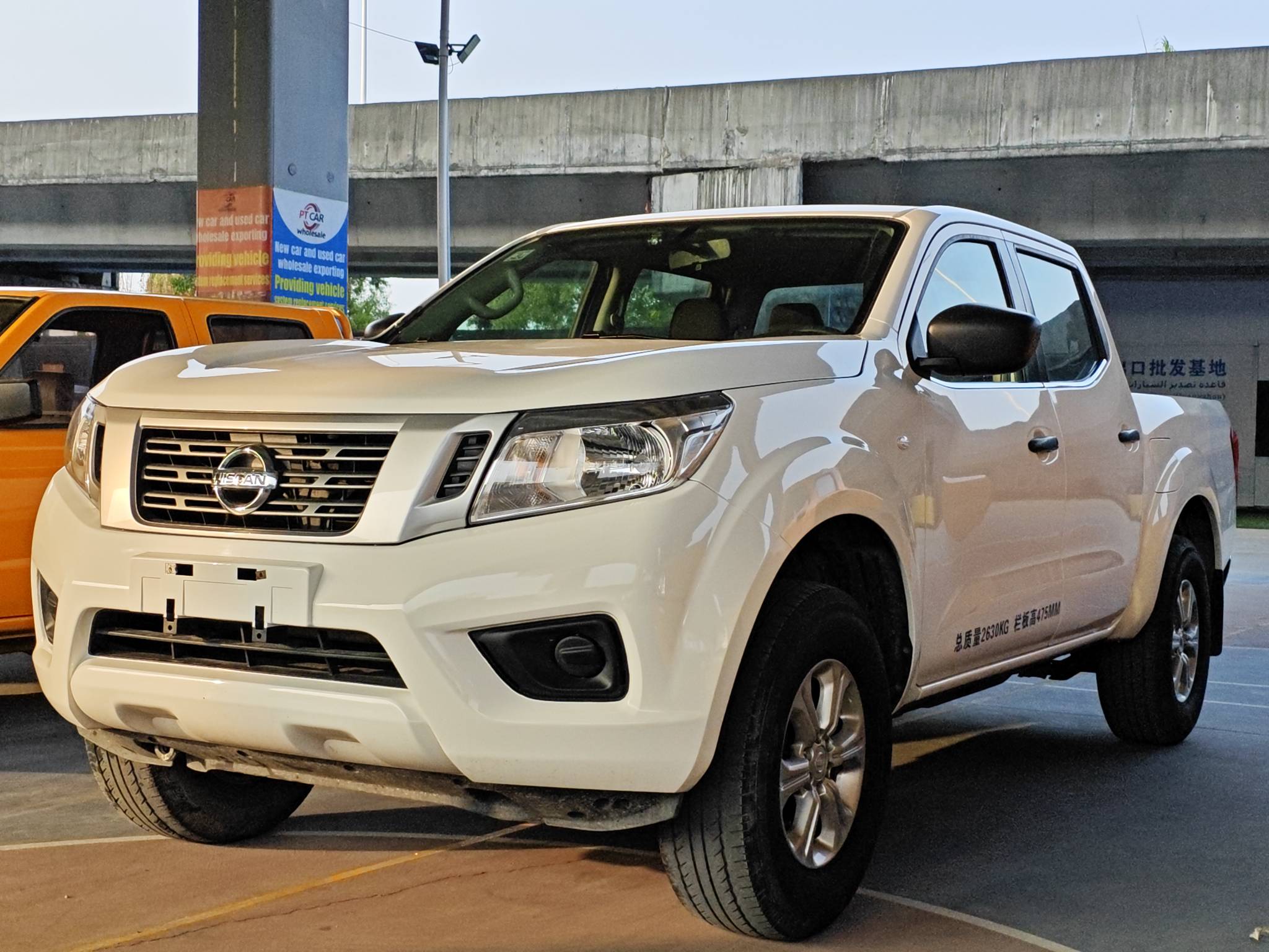 日产 纳瓦拉 皮卡 汽油版 201903km