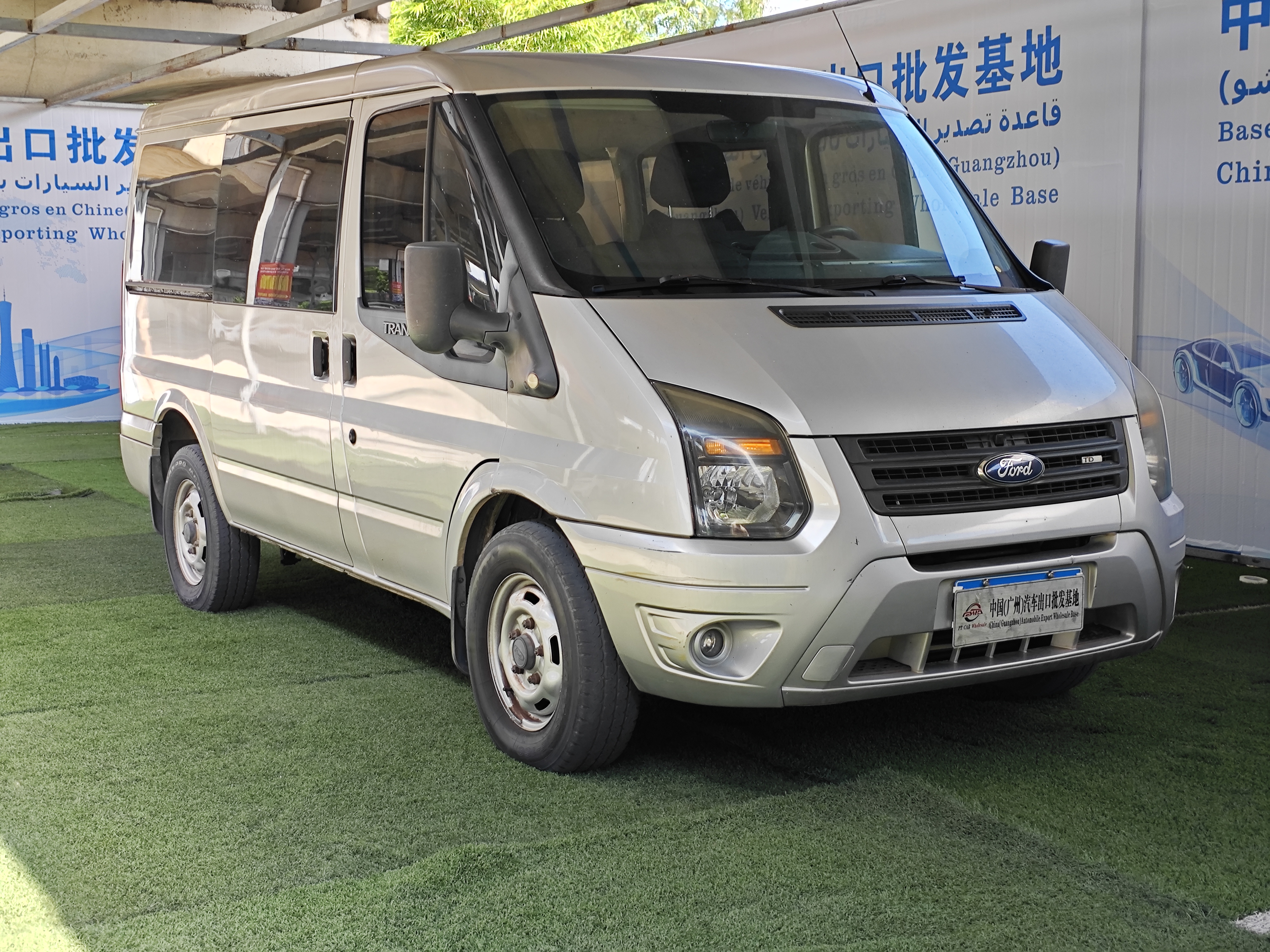 福特 新世代全顺 201312km